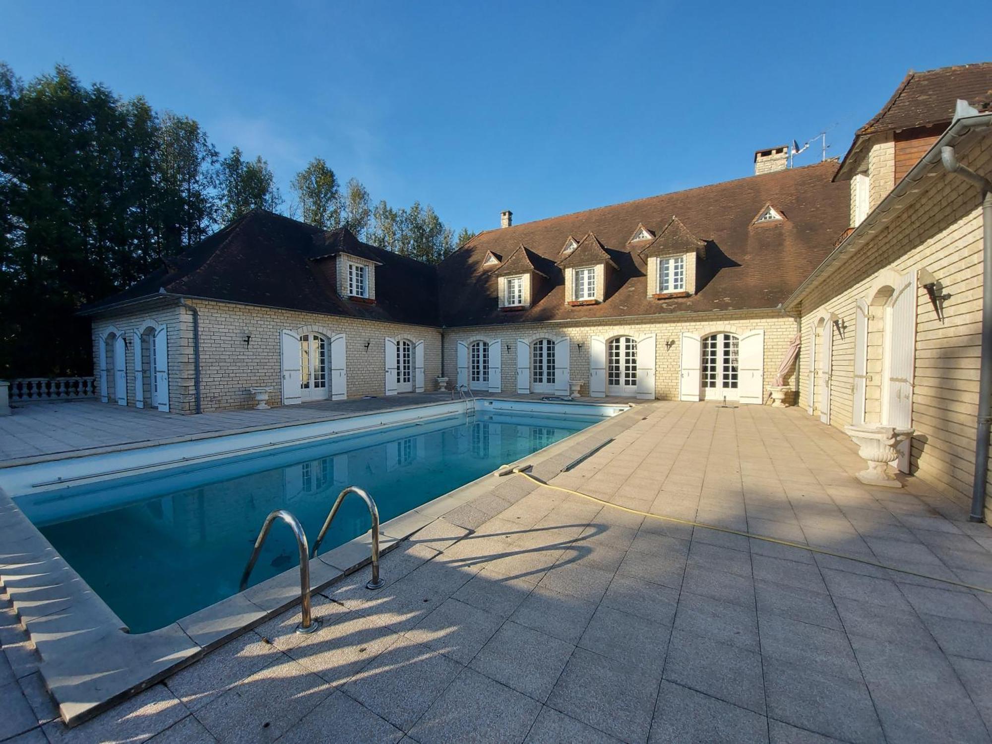 Le Belvedere Thiviers Exterior photo